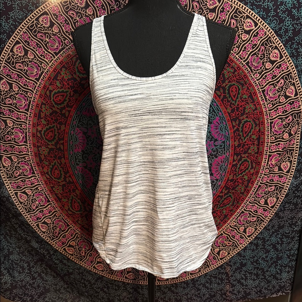 LULULEMON BACK TIE TANK TOP🦋